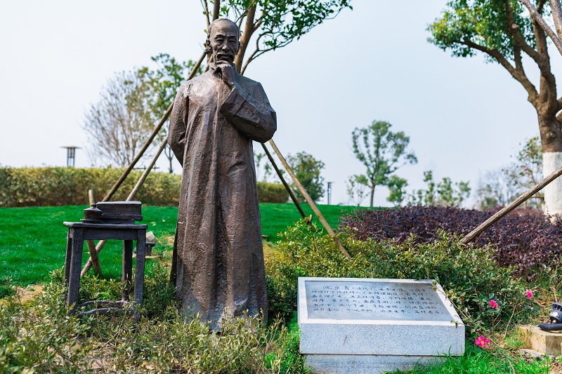 sakura/ueditor/uploads/20190314/155253369093496578.jpg ren.jpg