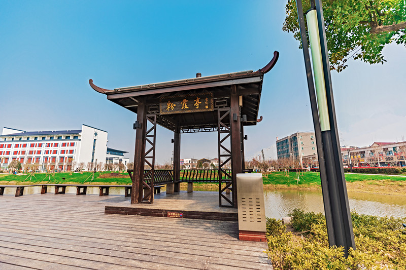 sakura/ueditor/uploads/20190626/1561515405177726131.jpg 粉霞亭_副本.jpg